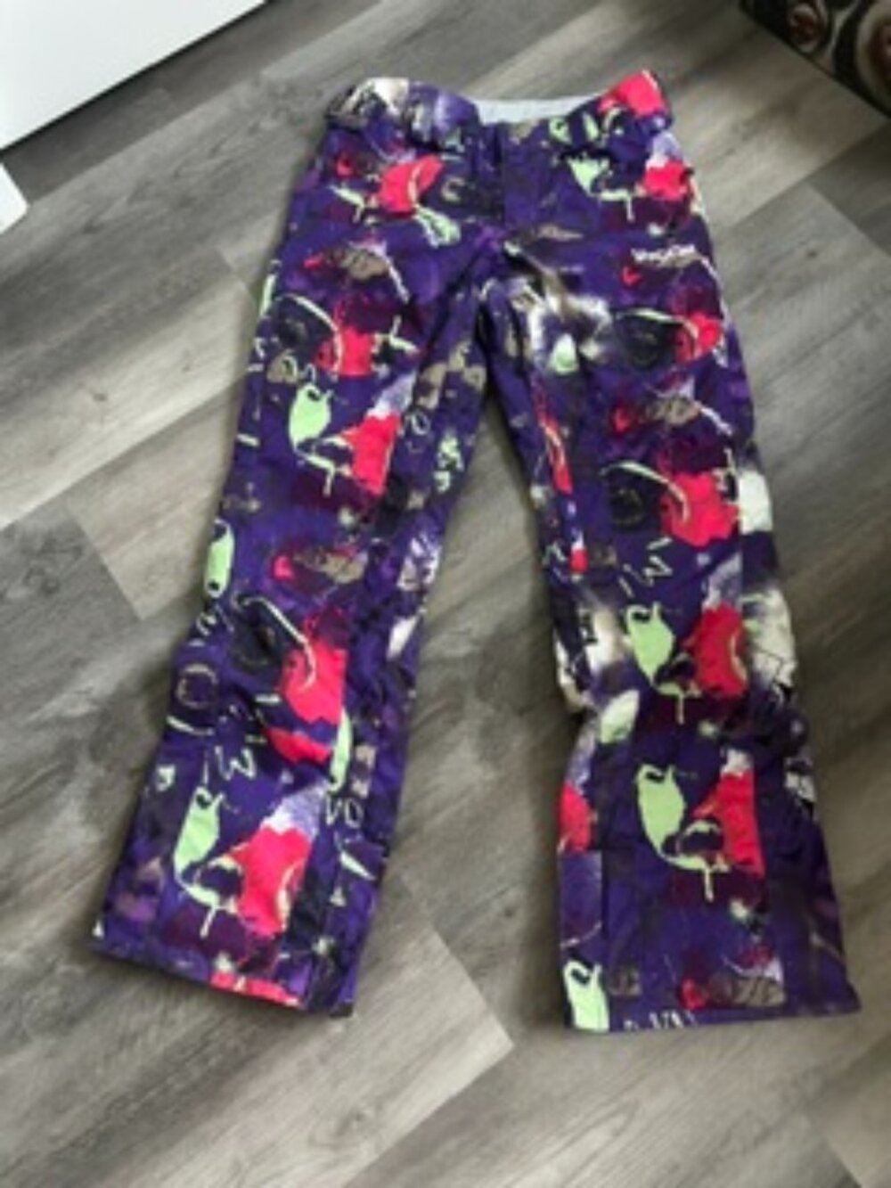 Volcom V.CO Jersey Snowboard Pants Men's S Purple Graphic Print